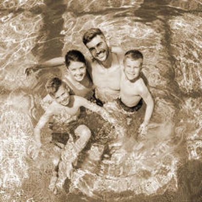 Bild von Familie Tageskarte Therme  für 2 Erwachsene mit Kindern